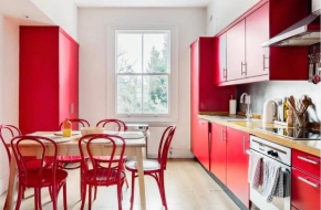 Vibrant Apartment with a Patio in Chelsea